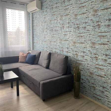 Апартаменты Dozsa Apartman Гёдёллё Экстерьер фото